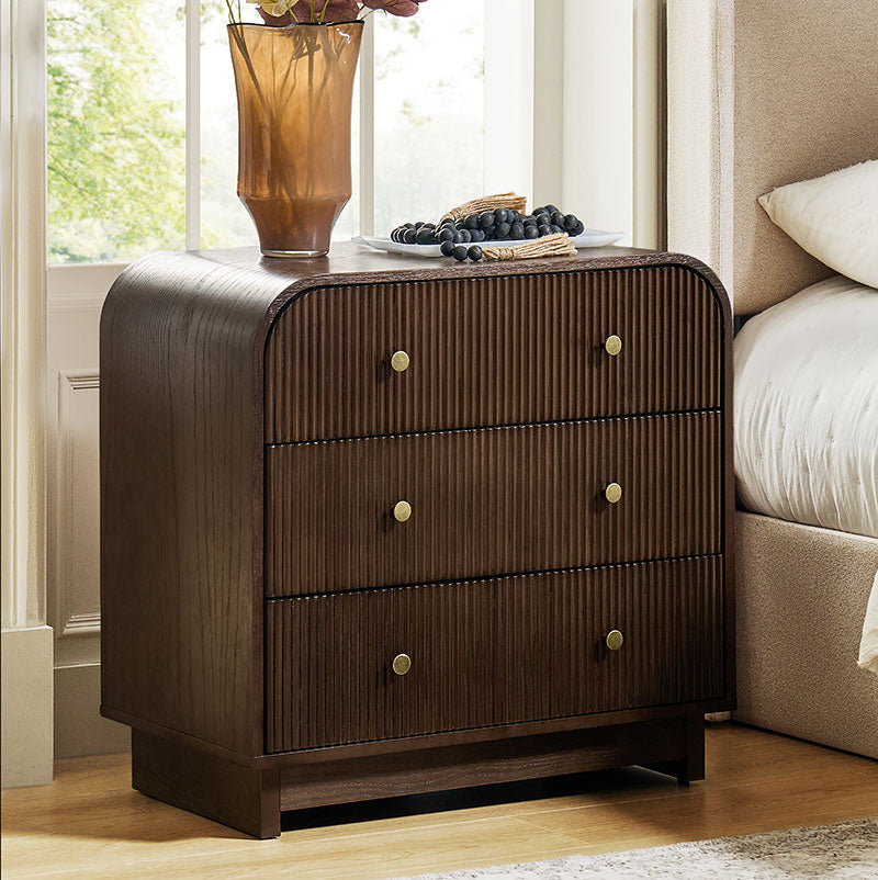 Albert Yanick 27 Tall 3-Drawer Nightstand