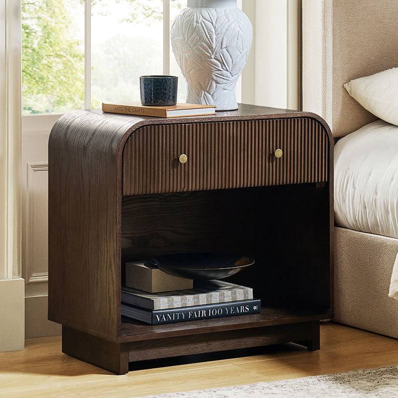 Albert Yanick 27 Tall 1-Drawer Nightstand